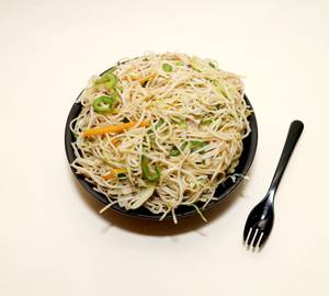 Veg Hakka Noodles