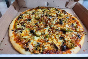 Cheese & Tomato Pizza