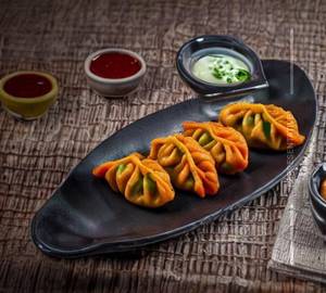 Veg Fry Momo (6 Pcs)