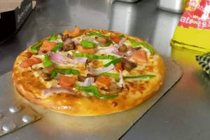 Chef Special Pizza