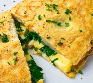 Bread cheese omelet