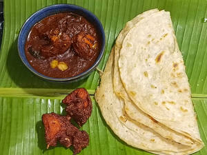 Butter Chicken+chicken Kabab+2 Parotta