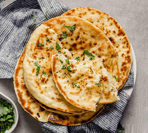 Cheese Garlic Naan