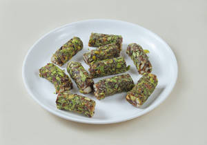 Khajur Roll