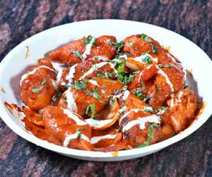 Veg tandoori momos