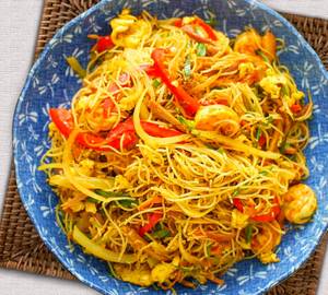 Singapore Noodles Egg