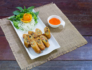 Veg Rajasthani Rolls