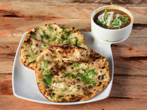 Stuffed Kulcha