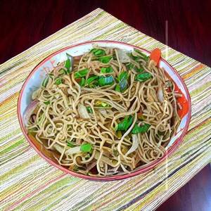 Veg Hakka Noodles