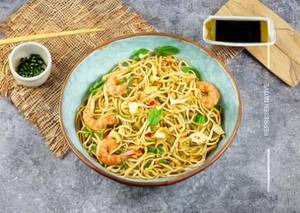 Prawns Hakka Noodles