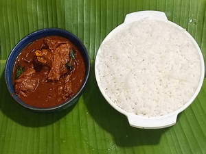 White Rice+chicken Curry+ Kabab
