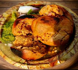 Crushed Ghee Litti [2 Pieces] With Chokha