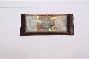 Dryfruit & Chocolate Chikki 28 Gm