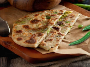 Green Chilli & Onion Paratha