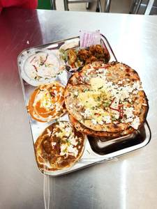 Chur Chur Naan (Stuffed)