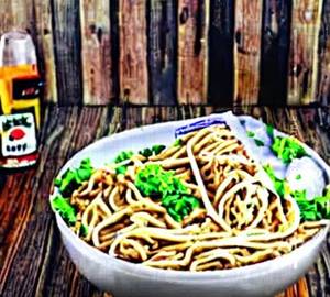 Checken Noodle Roll