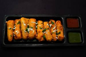 Paneer Pakoda with Green Chutney