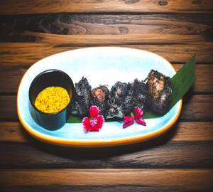 Char Coal Infused Chicken Tikka