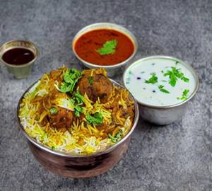 Chicken mughlai biryani