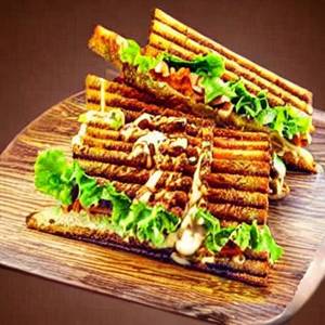 Mumbai Masala Grill Sandwich