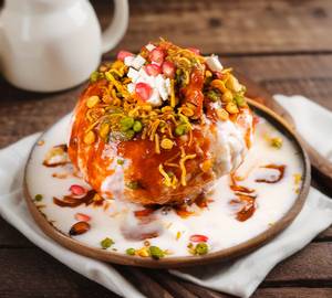 Raj  kachori