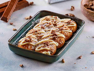 Kitkat Pancakes (8 Pcs)