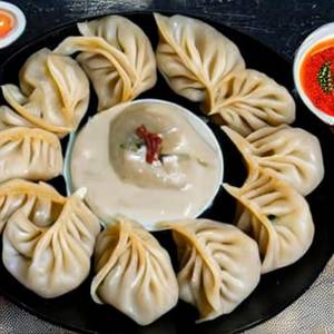Soya  Afghani Cream Momos [10 Pieces]