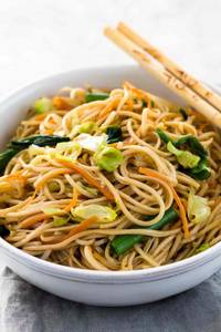 Black Pepper Noodles