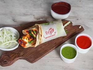Paneer Twister Roll