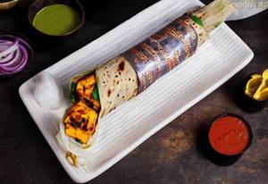 Malai Paneer Tikka Roll