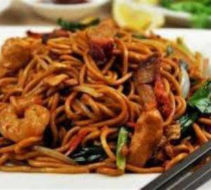 Schezwan Noodles [Chicken]