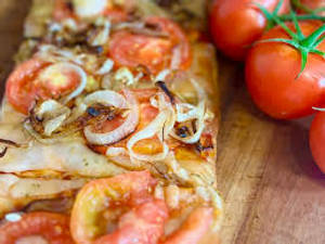 Onion pizza                                                                                                                                                      