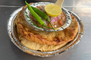 Chana Bhatura