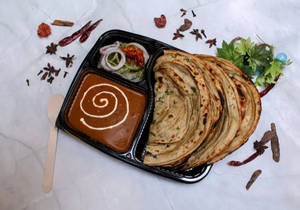 Dal Makhani With 2 Roti's| Lachha Paratha| Naan Combo- Mini Meal For 1
