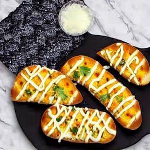 Paneer Garlic Bread