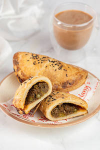 Mutton Roganjosh Puff