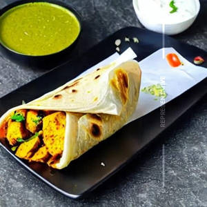 Punjabi Papad Paneer Roll