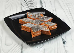 Gud Kaju Kathli/jaggery Kaju Kathli