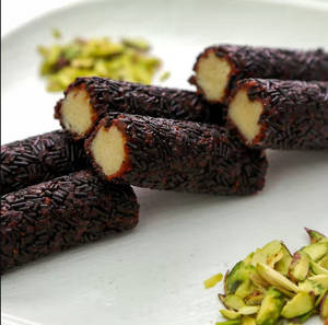 Kaju Chocolate Roll