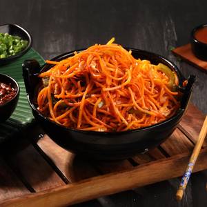 Schezwan Veg Noodles