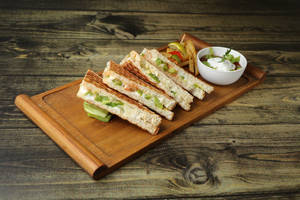 Paneer Tikka Sandwich [4 Pieces]