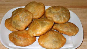 Gujrati Kachori [2 Pieces]
