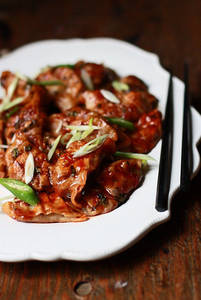 Schezwan Momos (5 Pcs)