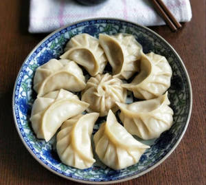 Veg cheese momo {8pcs}