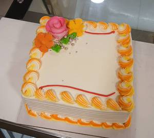 Pineapple Butter Cream Cake 1 Kg