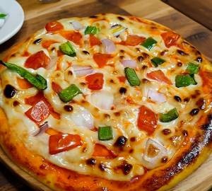 Paneer barbeque pizza