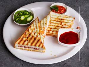 Cheese Chilli Grilled Sandwich