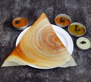 Butter Onion Masala Dosa