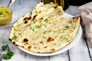 Garlic Naan (Desi Ghee)
