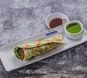 Overloaded Achari Paneer Roll